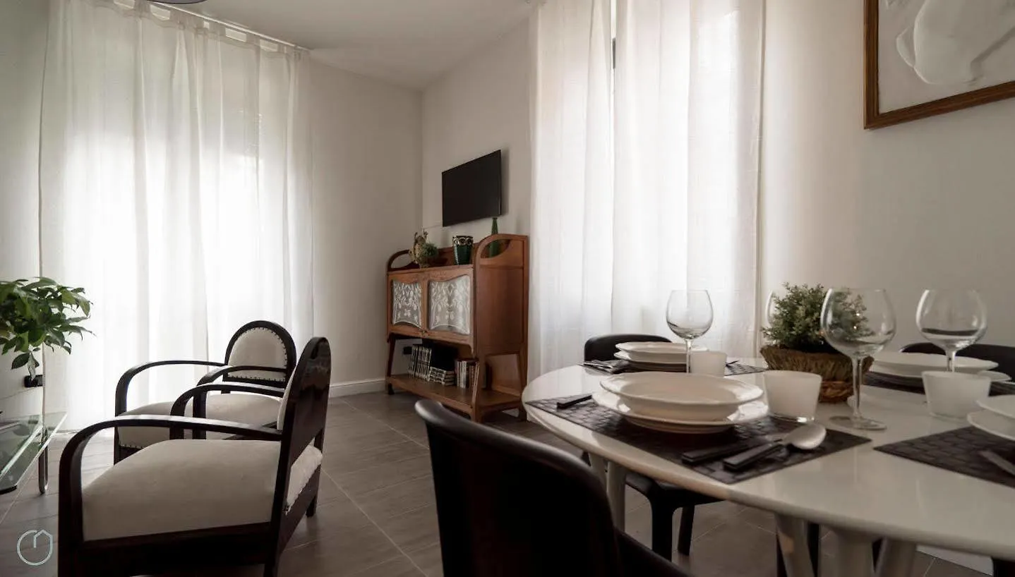 Italianway-Veniero Apartamento Milão